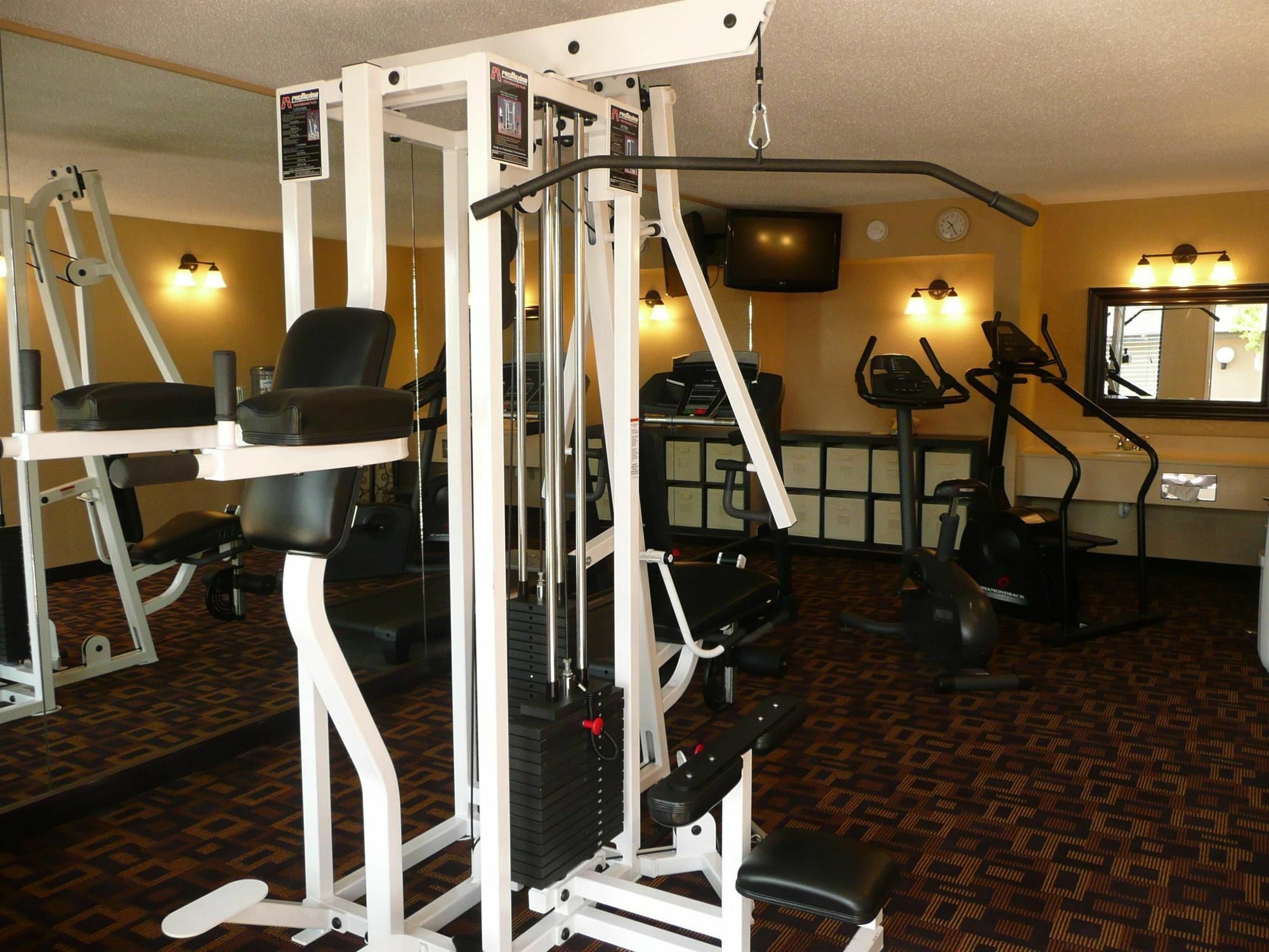 Quality Inn & Suites Lawrence - University Area Kültér fotó